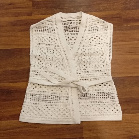 Anthropologie Tops - Anthropologie crochet vest
